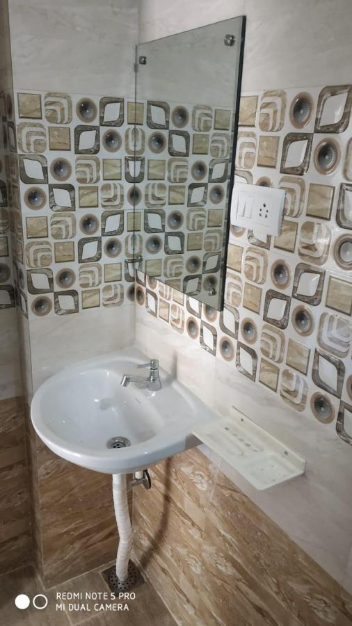 Sar Raj S R Residency Bed & Breakfast Vellore Exterior photo