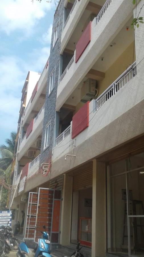 Sar Raj S R Residency Bed & Breakfast Vellore Exterior photo